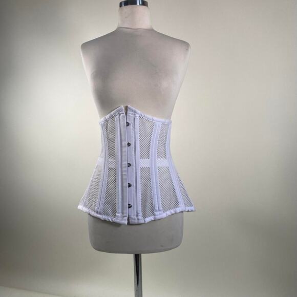 Grunge white mesh corset top - Picture 2 of 4